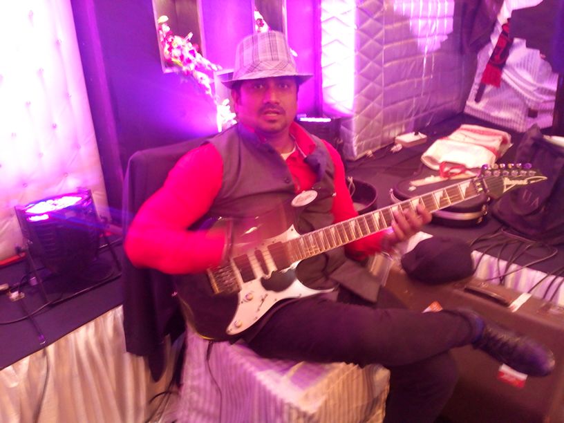 indian guitar players ras al khaimah uae