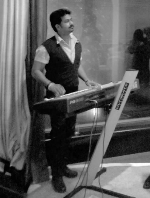 indian keyboard players ras al khaimah uae